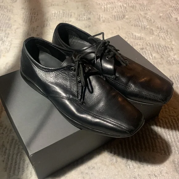 PRADA BLACK Shoe Size 8 - Picture 2 of 3